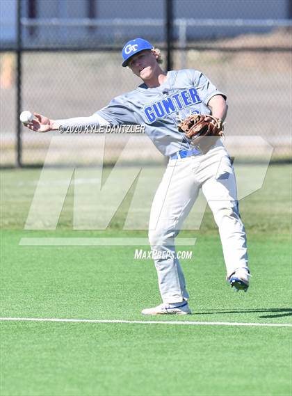Thumbnail 1 in Gunter vs Trenton (Bells Invitational) photogallery.