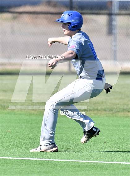 Thumbnail 3 in Gunter vs Trenton (Bells Invitational) photogallery.