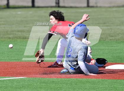 Thumbnail 3 in Gunter vs Trenton (Bells Invitational) photogallery.