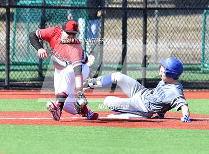 Thumbnail 2 in Gunter vs Trenton (Bells Invitational) photogallery.