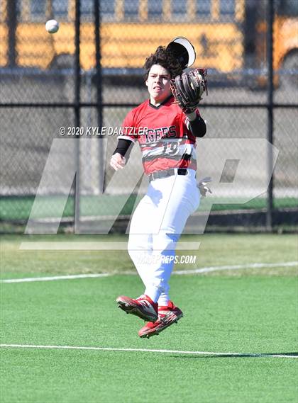 Thumbnail 3 in Gunter vs Trenton (Bells Invitational) photogallery.