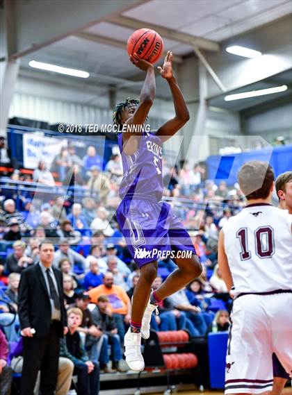 Thumbnail 3 in Perryville vs. Elkins (AAA 3A Regional Playoff) photogallery.