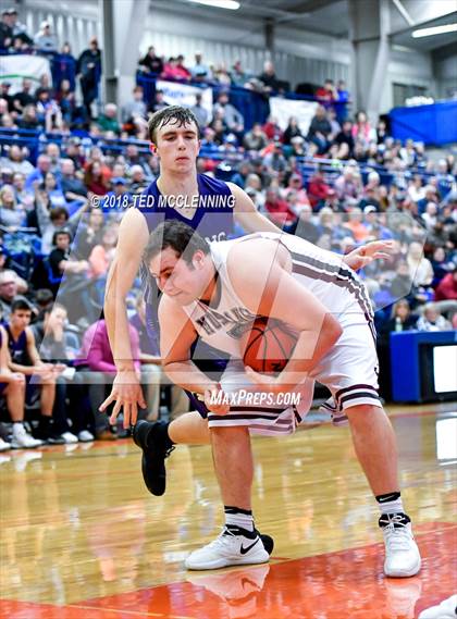 Thumbnail 2 in Perryville vs. Elkins (AAA 3A Regional Playoff) photogallery.