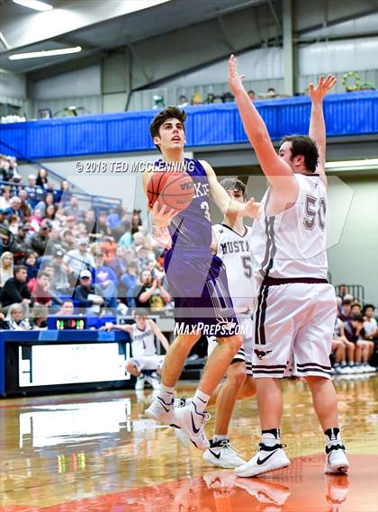 Thumbnail 3 in Perryville vs. Elkins (AAA 3A Regional Playoff) photogallery.