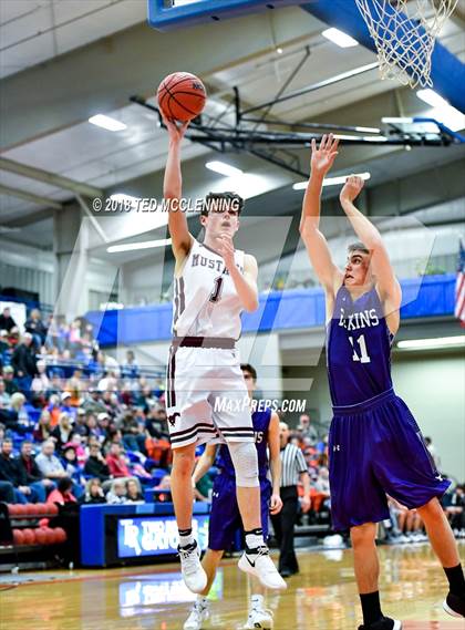 Thumbnail 2 in Perryville vs. Elkins (AAA 3A Regional Playoff) photogallery.