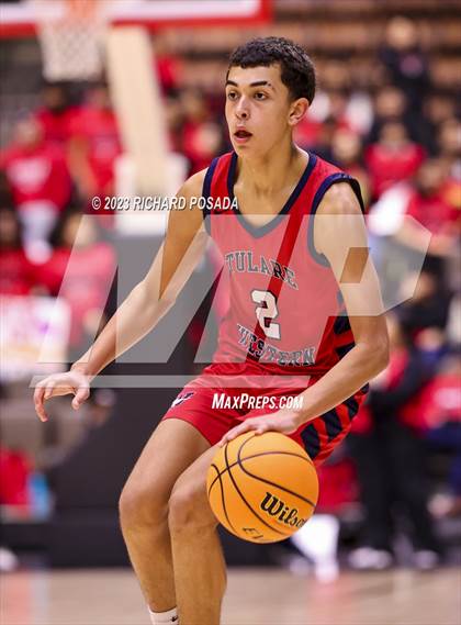 Thumbnail 1 in Tulare Western vs. Kerman (CIF CS Division IV Championship) photogallery.