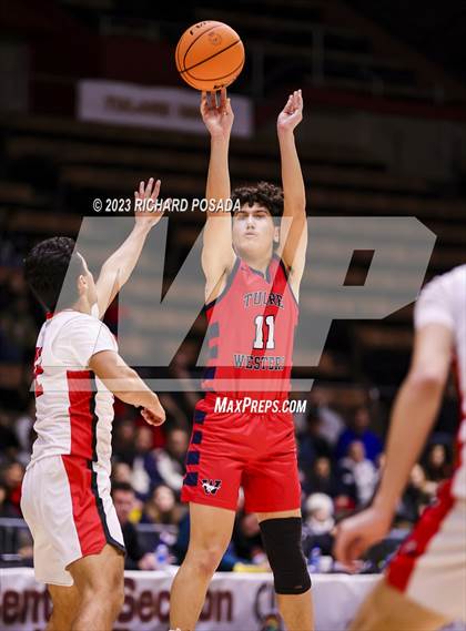 Thumbnail 1 in Tulare Western vs. Kerman (CIF CS Division IV Championship) photogallery.