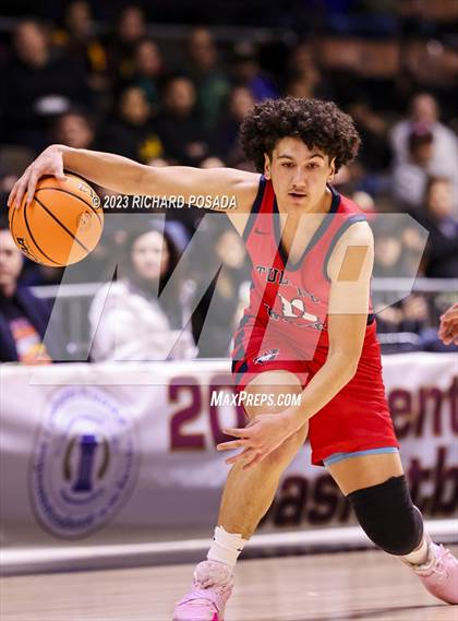 Thumbnail 2 in Tulare Western vs. Kerman (CIF CS Division IV Championship) photogallery.