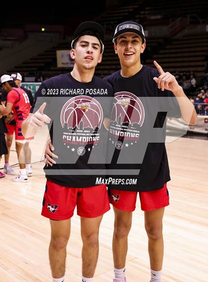 Thumbnail 2 in Tulare Western vs. Kerman (CIF CS Division IV Championship) photogallery.