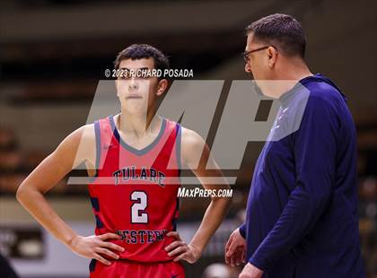 Thumbnail 3 in Tulare Western vs. Kerman (CIF CS Division IV Championship) photogallery.