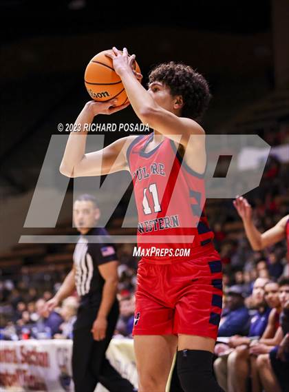 Thumbnail 3 in Tulare Western vs. Kerman (CIF CS Division IV Championship) photogallery.