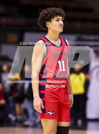 Thumbnail 3 in Tulare Western vs. Kerman (CIF CS Division IV Championship) photogallery.