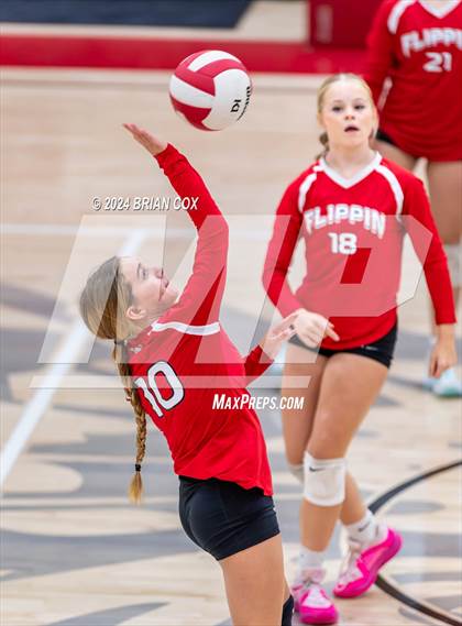 Thumbnail 2 in Yellville-Summit @ Flippin photogallery.