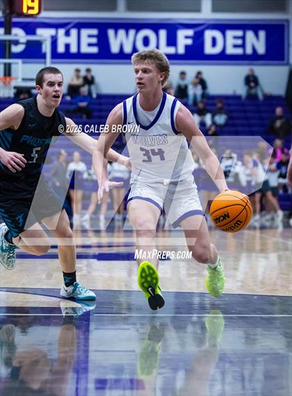 Thumbnail 2 in Farmington @ Riverton (UHSAA 6A First Round) photogallery.