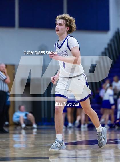 Thumbnail 2 in Farmington @ Riverton (UHSAA 6A First Round) photogallery.