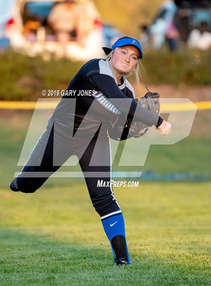 Thumbnail 2 in Whitney @ Rocklin photogallery.