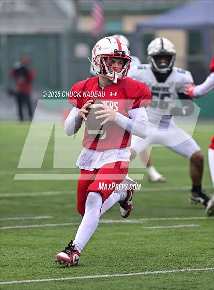 Thumbnail 3 in Davies Career & Tech @ Narragansett (RIIL Division 4 State Championship) photogallery.