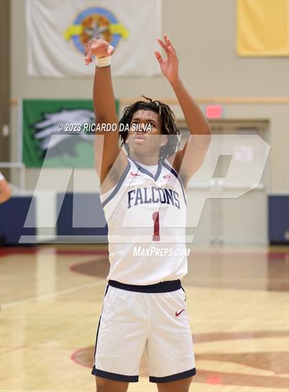 Thumbnail 1 in Klein Cain vs Tompkins (McDonald's Texas Invitational) photogallery.