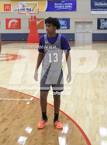 Thumbnail 1 in Klein Cain vs Tompkins (McDonald's Texas Invitational) photogallery.