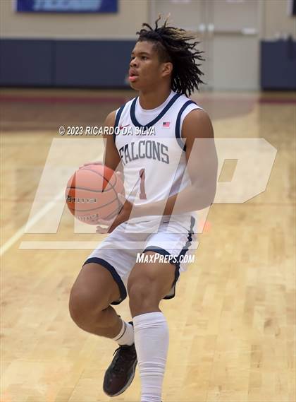 Thumbnail 3 in Klein Cain vs Tompkins (McDonald's Texas Invitational) photogallery.