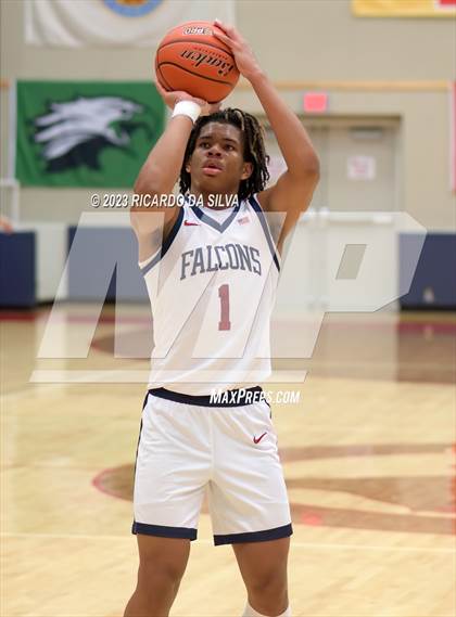 Thumbnail 3 in Klein Cain vs Tompkins (McDonald's Texas Invitational) photogallery.