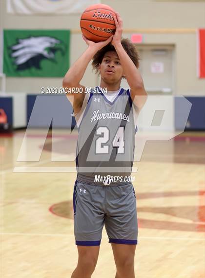 Thumbnail 3 in Klein Cain vs Tompkins (McDonald's Texas Invitational) photogallery.