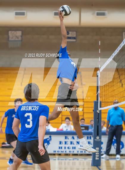 Thumbnail 1 in Poway @ Rancho Bernardo photogallery.
