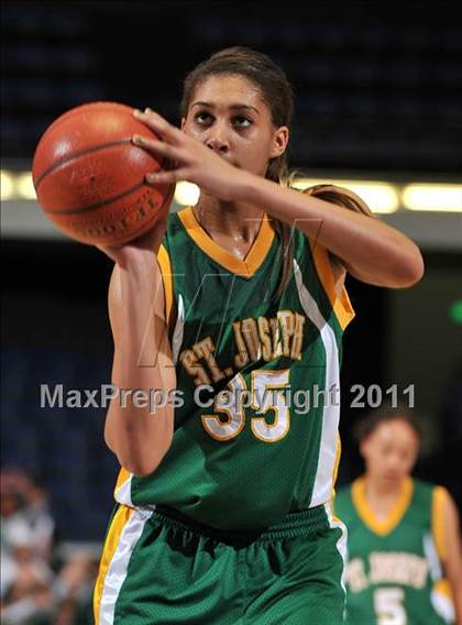 Thumbnail 2 in Serra vs. St. Joseph (CIF SS 3AA Final) photogallery.