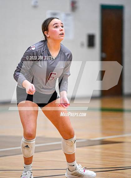 Thumbnail 1 in Schulenburg vs Johnson City (UIL 2A Region IV Final) photogallery.