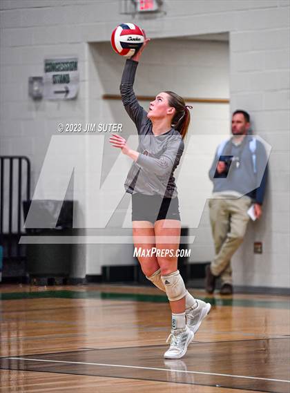 Thumbnail 2 in Schulenburg vs Johnson City (UIL 2A Region IV Final) photogallery.