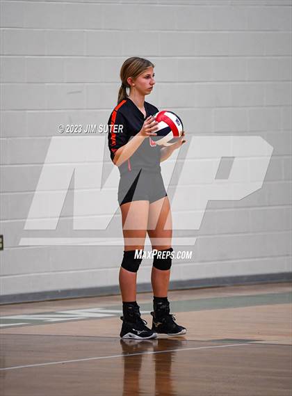 Thumbnail 2 in Schulenburg vs Johnson City (UIL 2A Region IV Final) photogallery.