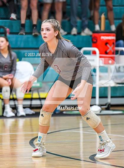 Thumbnail 2 in Schulenburg vs Johnson City (UIL 2A Region IV Final) photogallery.