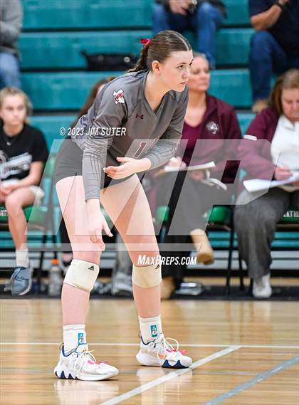 Thumbnail 2 in Schulenburg vs Johnson City (UIL 2A Region IV Final) photogallery.