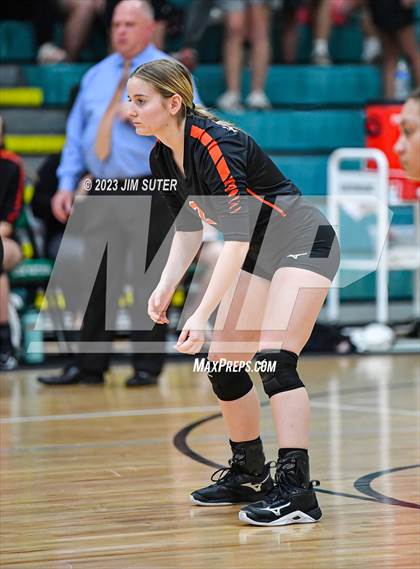 Thumbnail 3 in Schulenburg vs Johnson City (UIL 2A Region IV Final) photogallery.