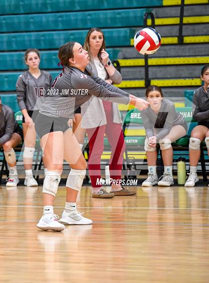Thumbnail 3 in Schulenburg vs Johnson City (UIL 2A Region IV Final) photogallery.