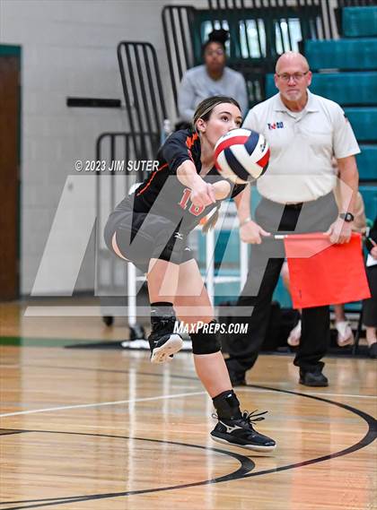 Thumbnail 3 in Schulenburg vs Johnson City (UIL 2A Region IV Final) photogallery.