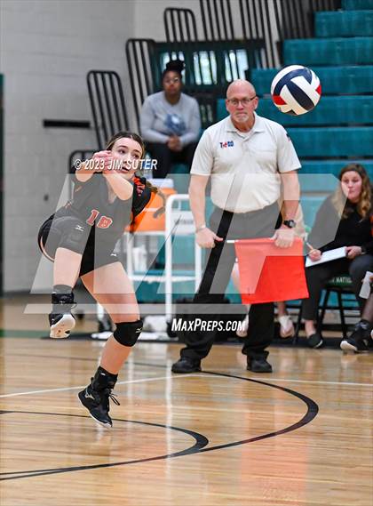 Thumbnail 1 in Schulenburg vs Johnson City (UIL 2A Region IV Final) photogallery.
