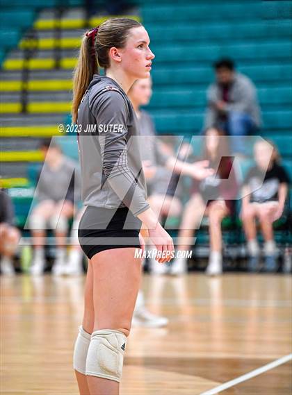 Thumbnail 1 in Schulenburg vs Johnson City (UIL 2A Region IV Final) photogallery.