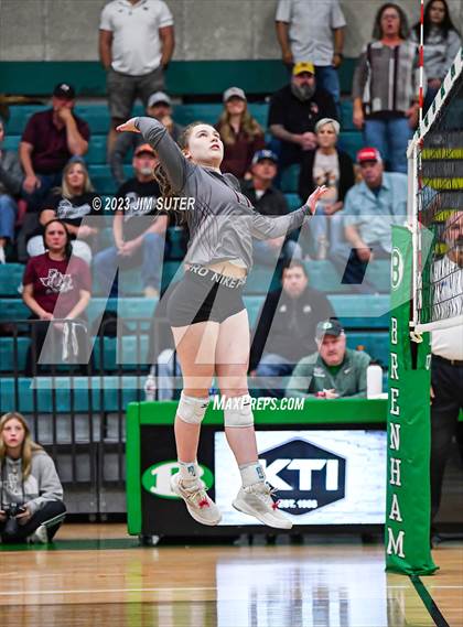 Thumbnail 1 in Schulenburg vs Johnson City (UIL 2A Region IV Final) photogallery.