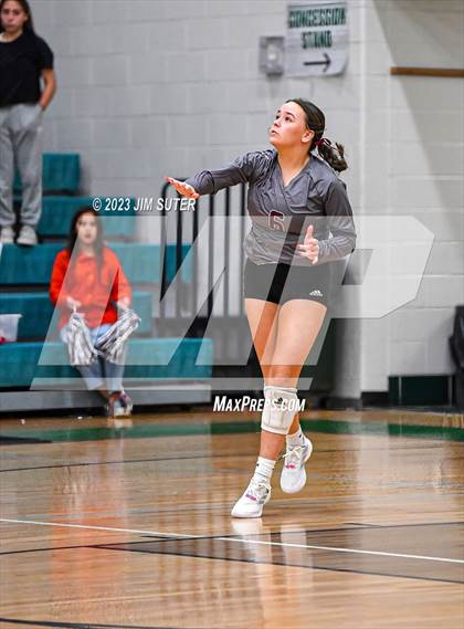 Thumbnail 1 in Schulenburg vs Johnson City (UIL 2A Region IV Final) photogallery.