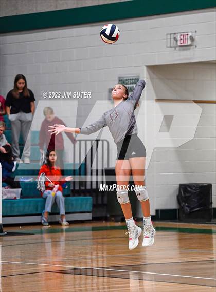 Thumbnail 1 in Schulenburg vs Johnson City (UIL 2A Region IV Final) photogallery.