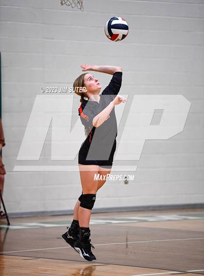Thumbnail 2 in Schulenburg vs Johnson City (UIL 2A Region IV Final) photogallery.