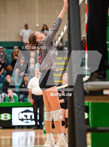 Thumbnail 2 in Schulenburg vs Johnson City (UIL 2A Region IV Final) photogallery.