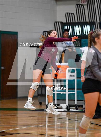 Thumbnail 2 in Schulenburg vs Johnson City (UIL 2A Region IV Final) photogallery.