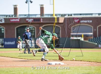 Thumbnail 2 in St. Ignatius @ Sacred Heart Cathedral Preparatory (Bruce-Mahoney Trophy) photogallery.