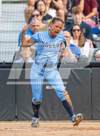 Thumbnail 2 in Archbishop Molloy vs. Xaverian (CHSAA Tier 1 BQ Final) photogallery.