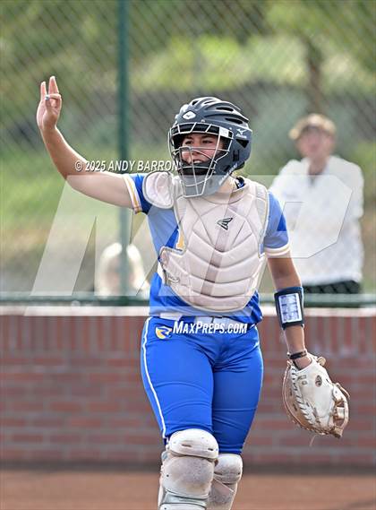 Thumbnail 2 in Reed @ Bishop Manogue photogallery.