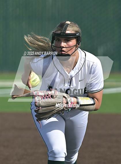 Thumbnail 1 in Reed @ Bishop Manogue photogallery.