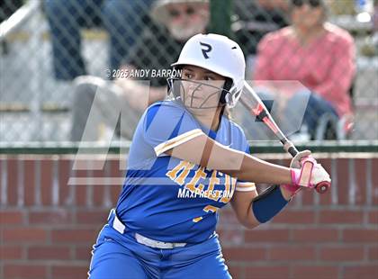 Thumbnail 1 in Reed @ Bishop Manogue photogallery.