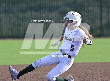 Thumbnail 1 in Reed @ Bishop Manogue photogallery.